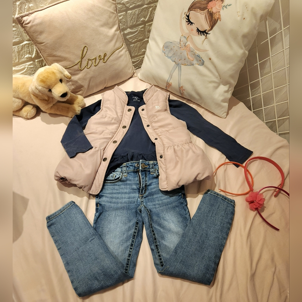 Spring 💐or fall 🍁outfit  bundle set vest puffy,pants so stretchy